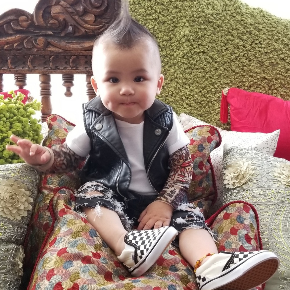 Baby/toddler tattoo sleeve onesie 12-18